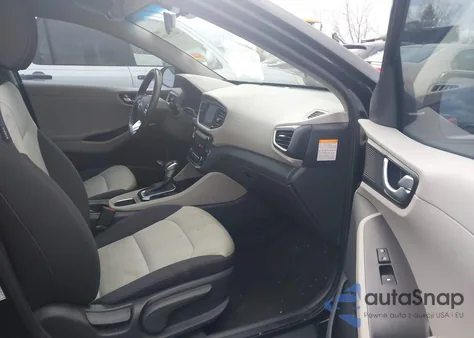 2017 Hyundai Ioniq Hybrid Sel z USA, uszkodzony, nr VIN KMHC75LC5HU045530